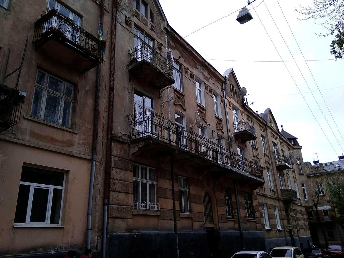 Квартира на продаж у Франківському районі - зображення 2