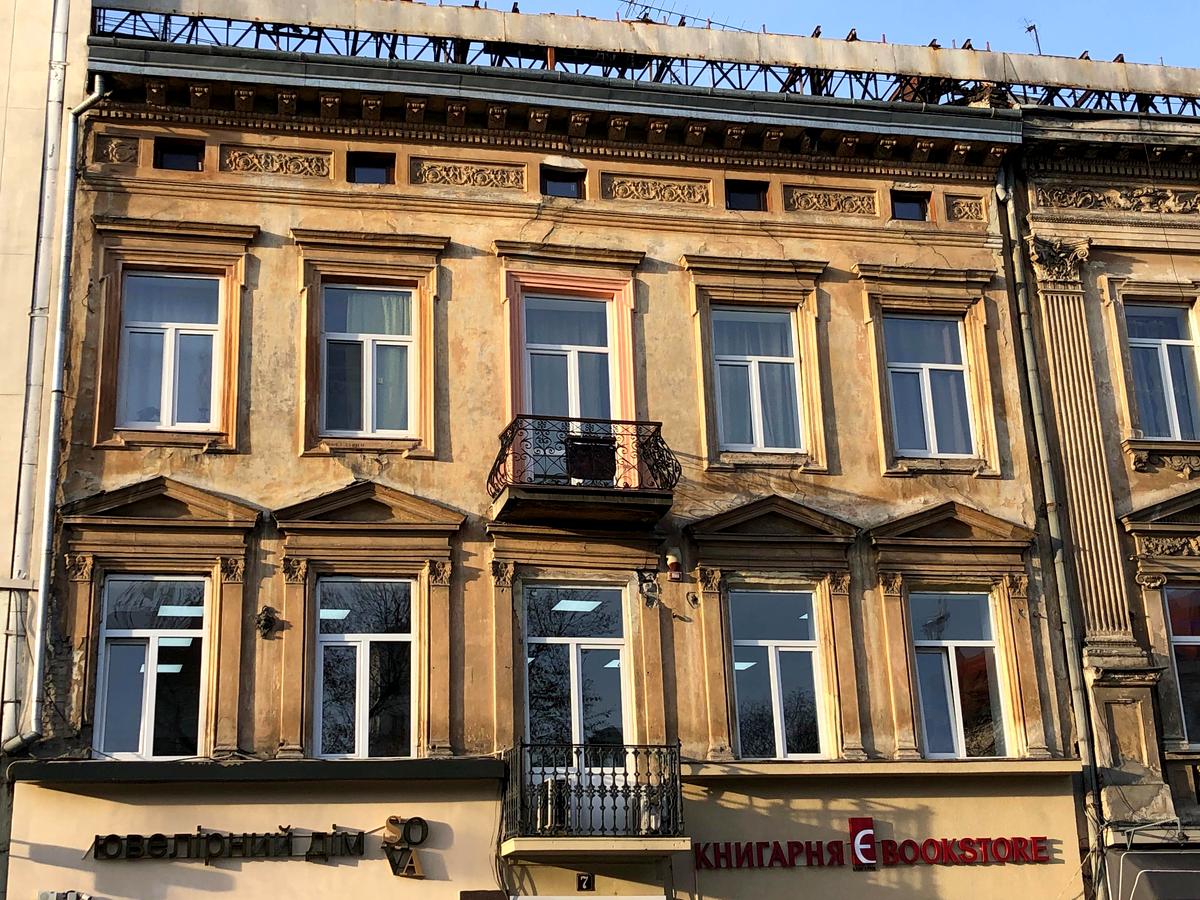 Квартира в центрі Львова - зображення 4