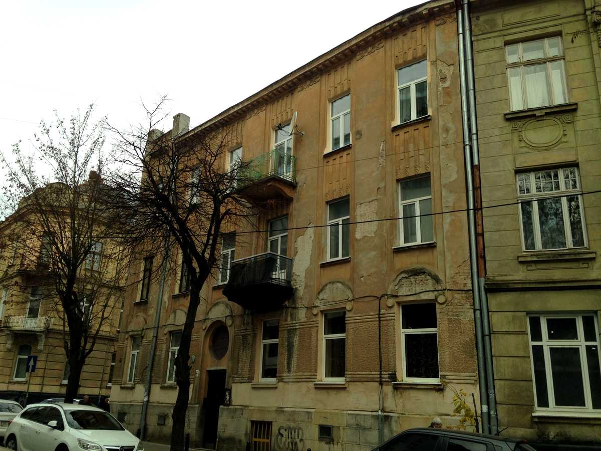 Продається 3-кімнатна квартира під ремонт - зображення 2