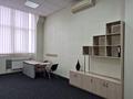 комерційна за адресою Надії Алексєєнко вул. (Чичеріна), 21