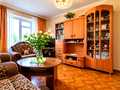 квартира за адресою Ореста Левицького вул. (Академіка Курчатова), 9/21