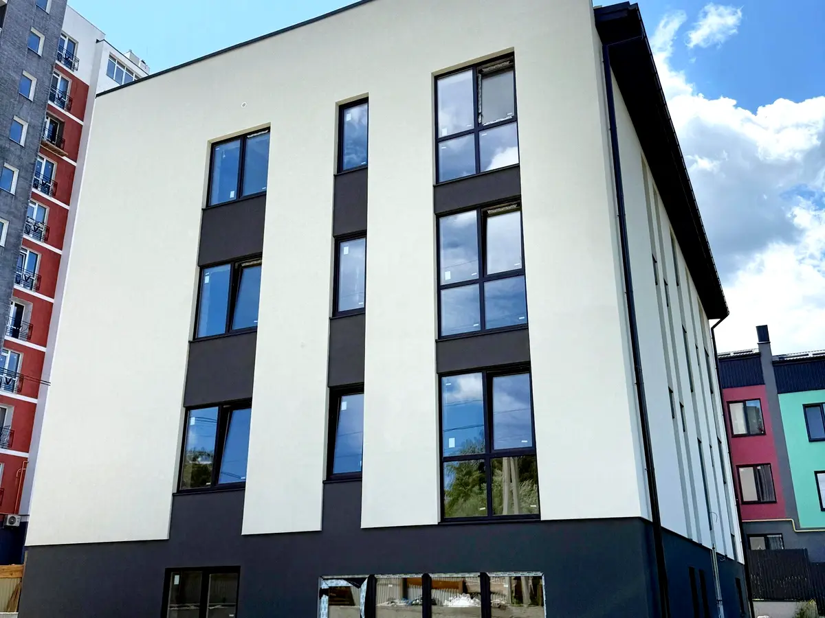 Загадкова вул., 9