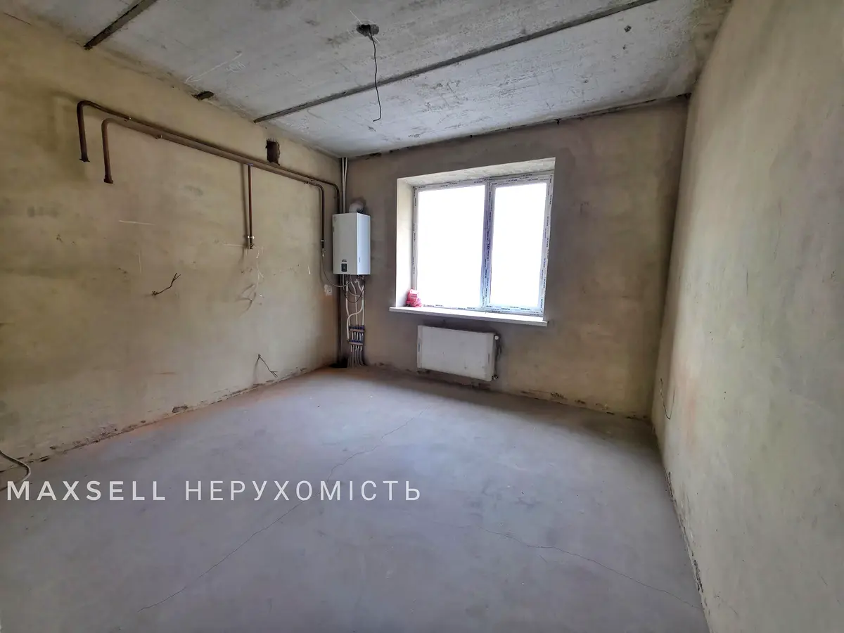 Харківська вул., 3/2