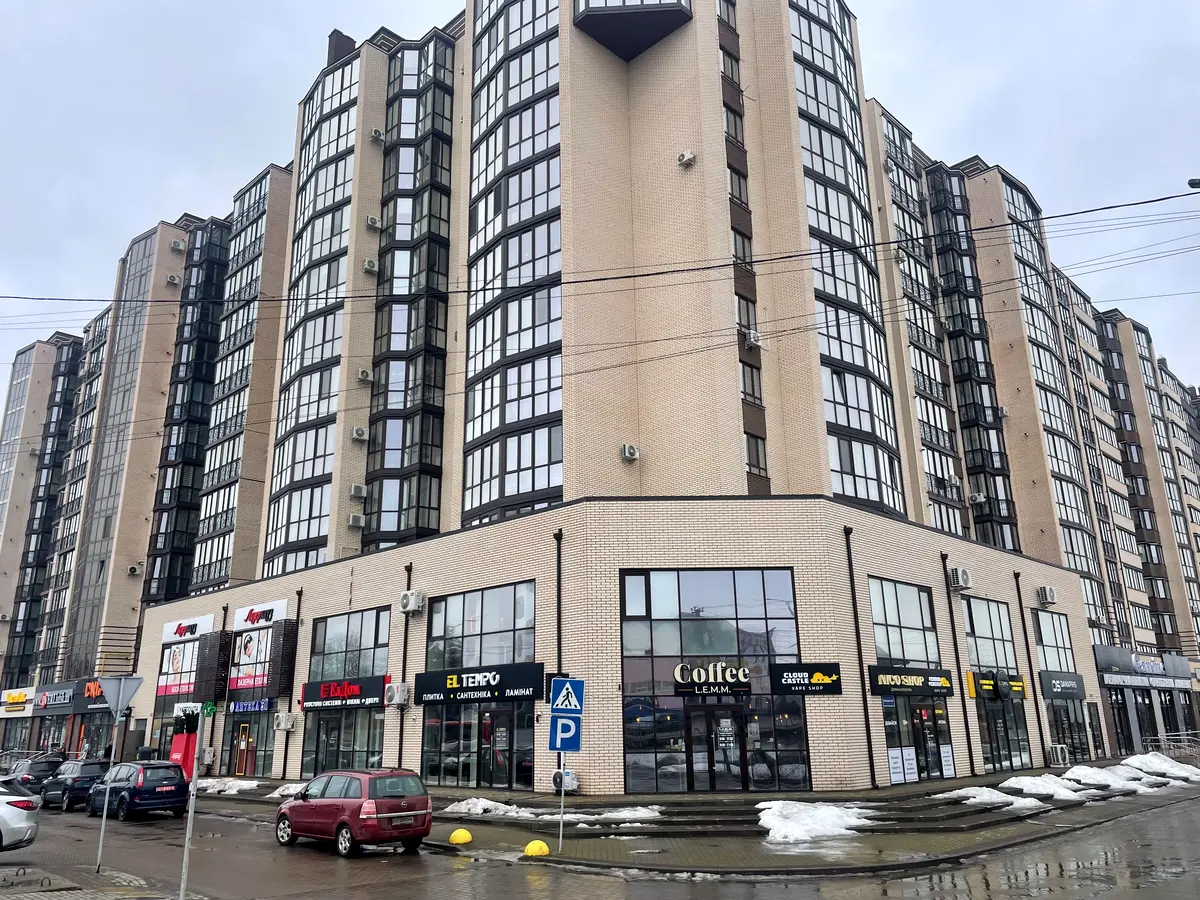 Рівненська вул., 25-П