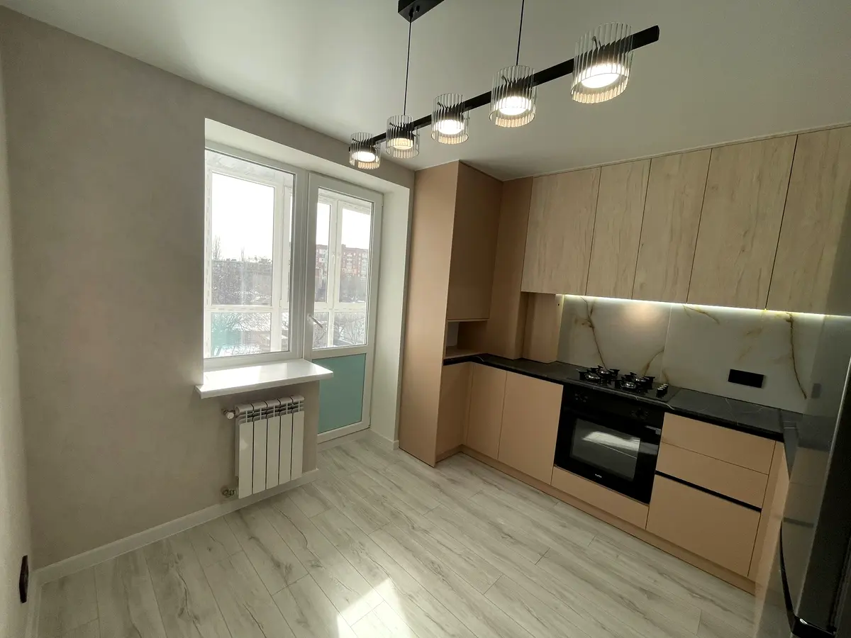 Олександра Оксанченка вул. (Степового Фронту), 22