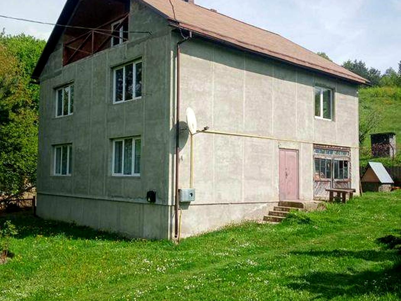Продам будинок + баня+ своя скважина+ всі комунікації