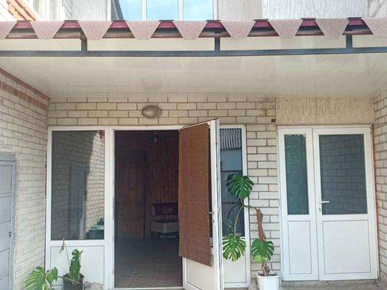 Продам в Люботине новострой в природном месте