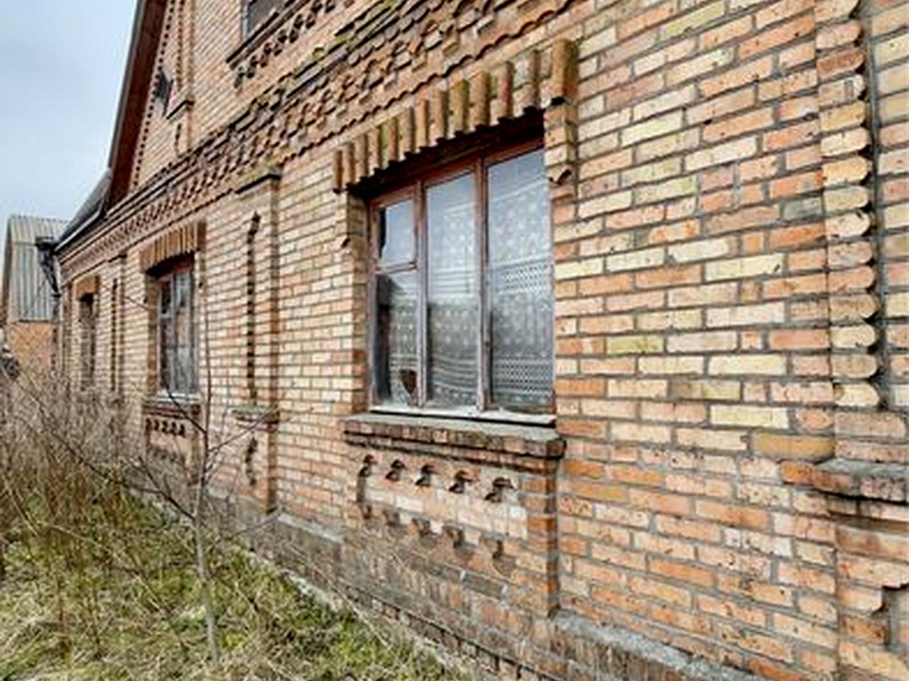 Продається коробка без внутрішніх робіт
