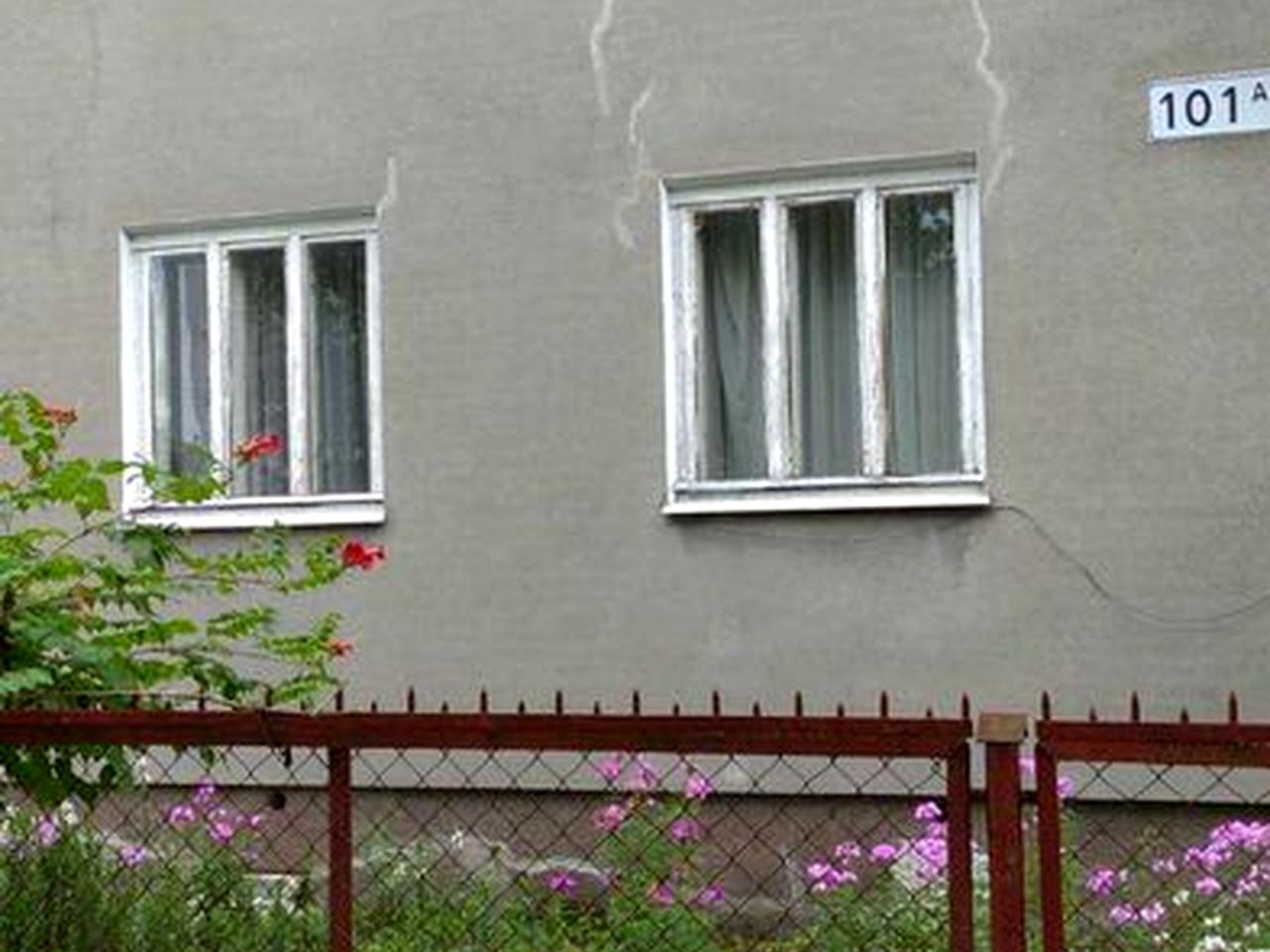 Продаж двохповерхового будинку