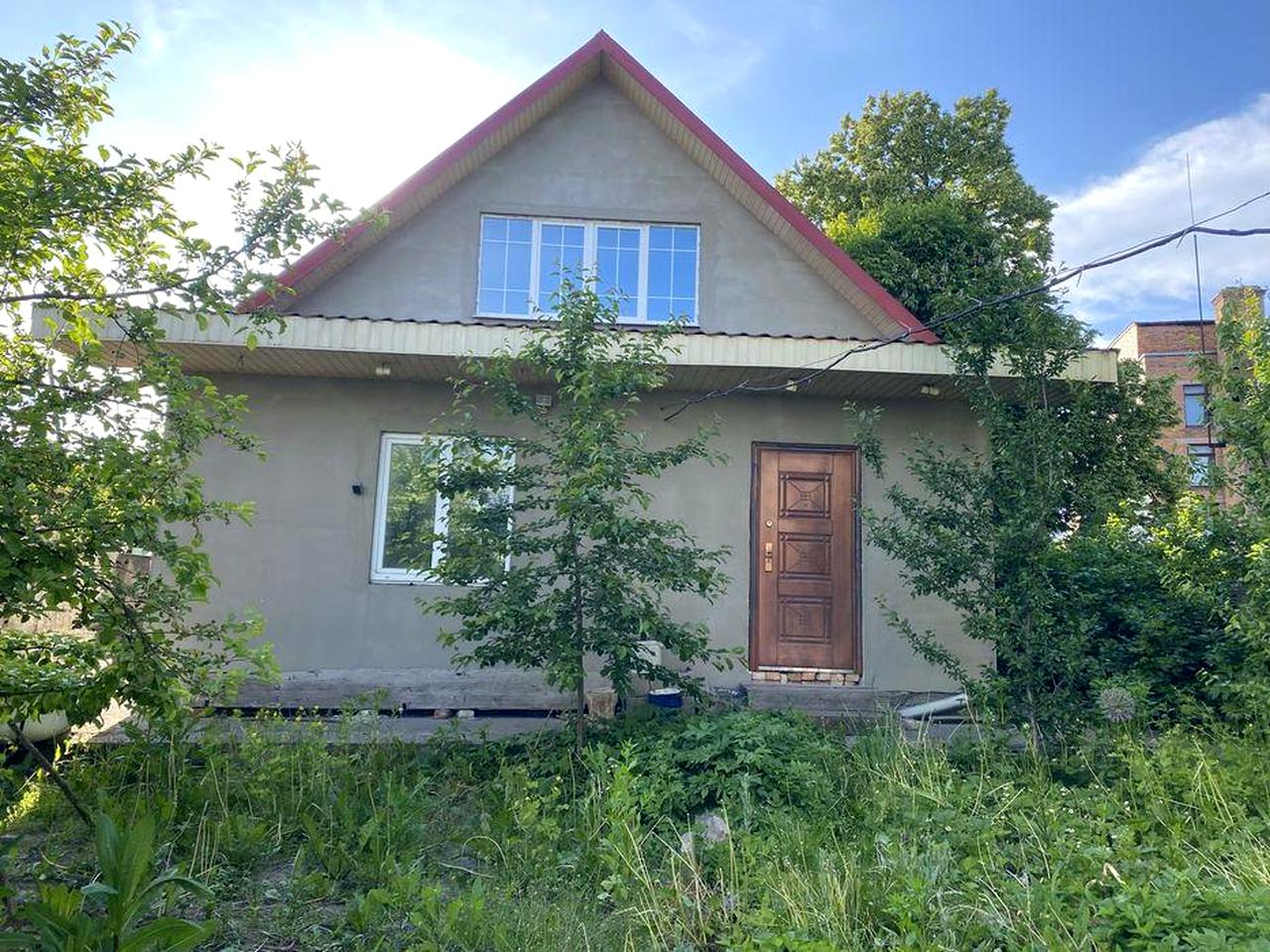 Продається двох поверховий будинок