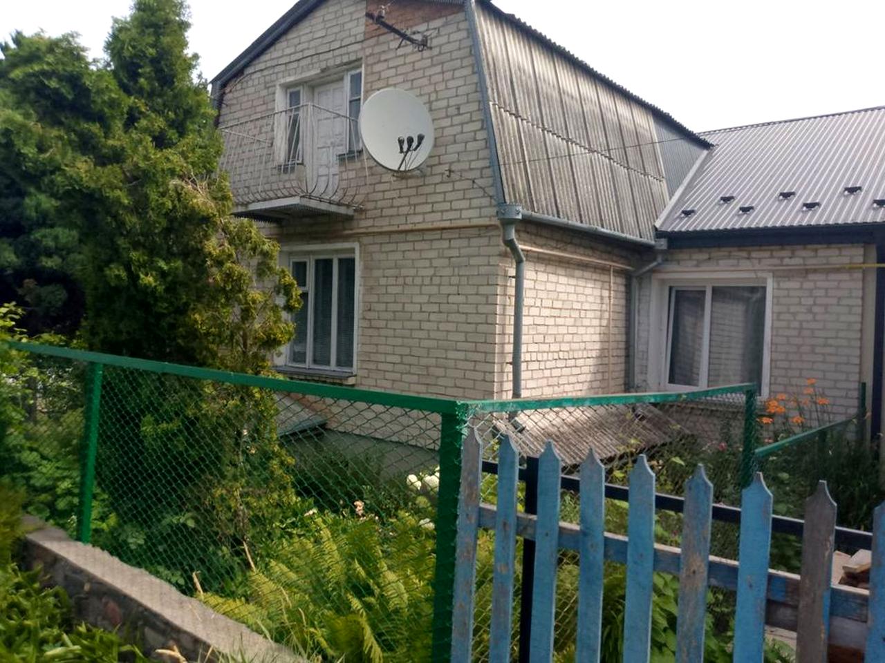 Продам будинок біля брестського ринку