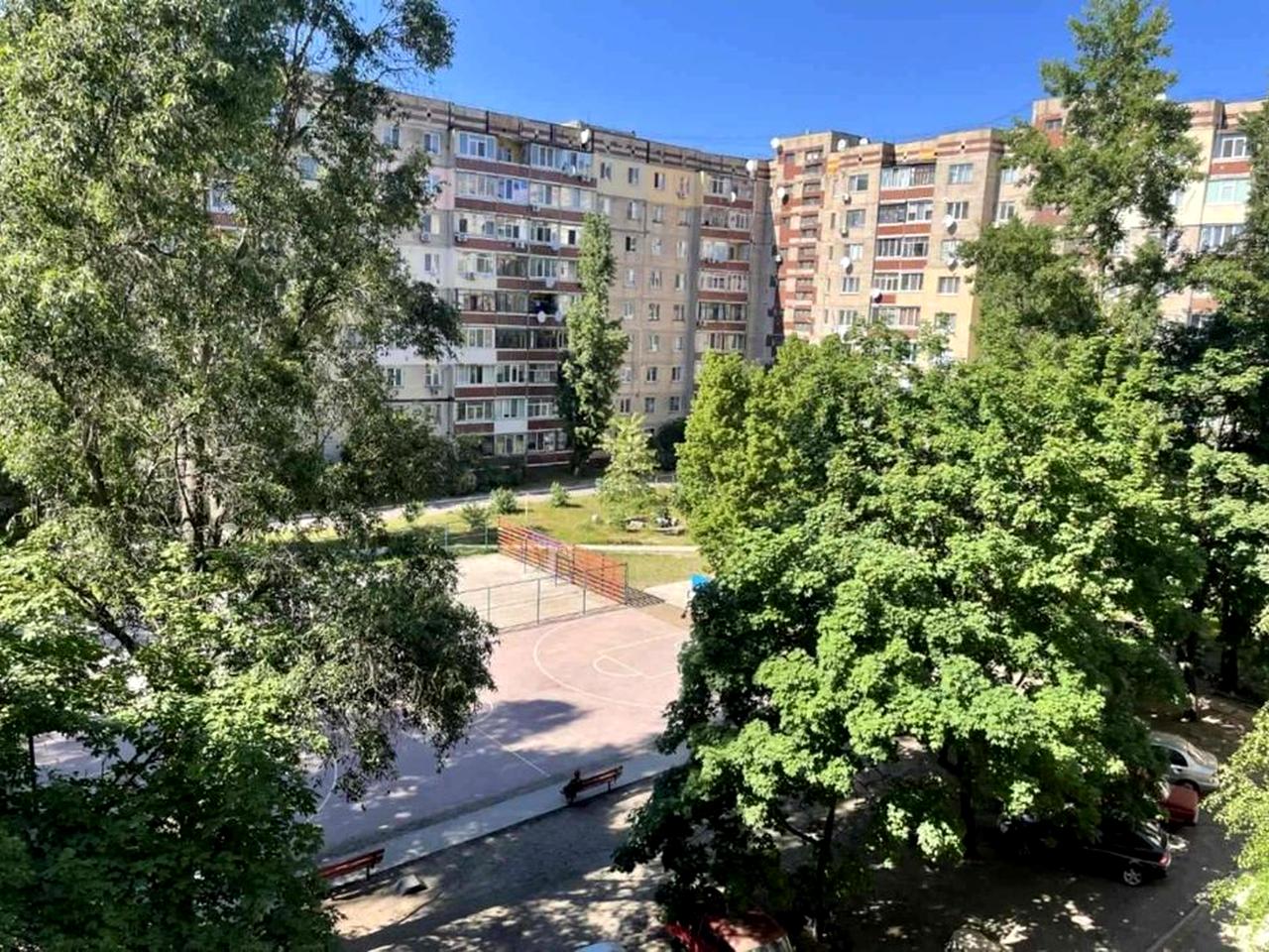ПРОДАМ 5-кімн., 2 мкрн, Лівий берег (Н)