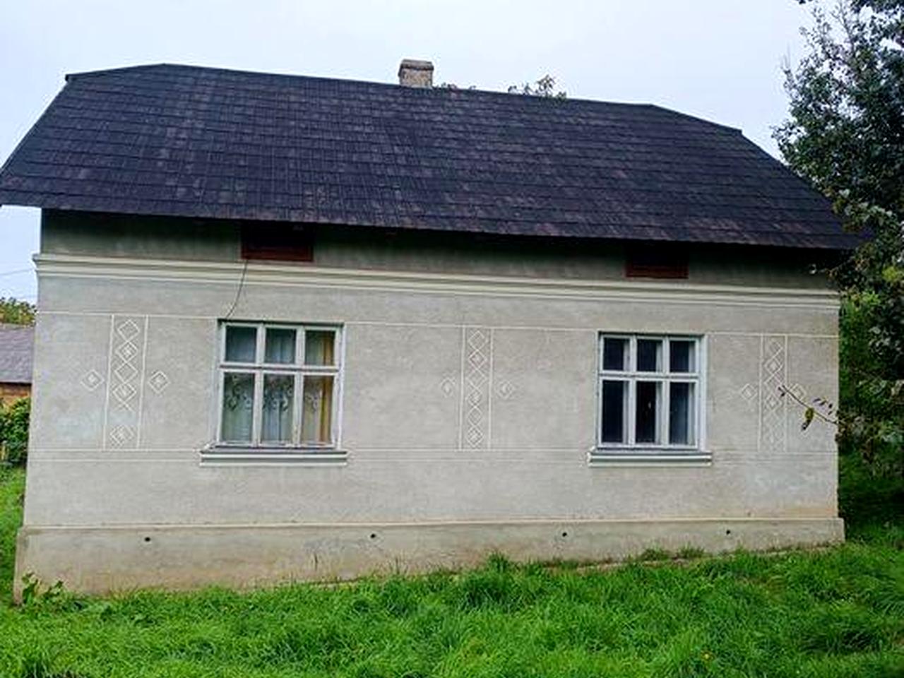 Продам будинок с.Почаєвичі  1 км від Дрогобича