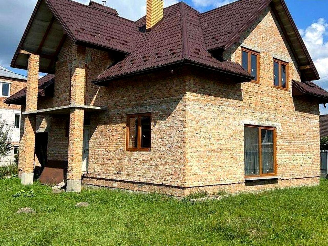 Продаж будинку  м Жовква
