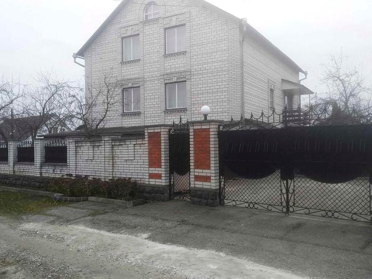 Продаю  будинок.