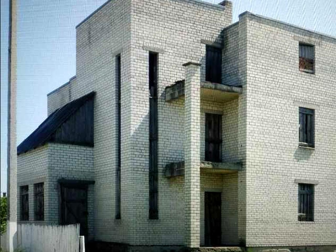 Продаж незавершеного житлового будинку