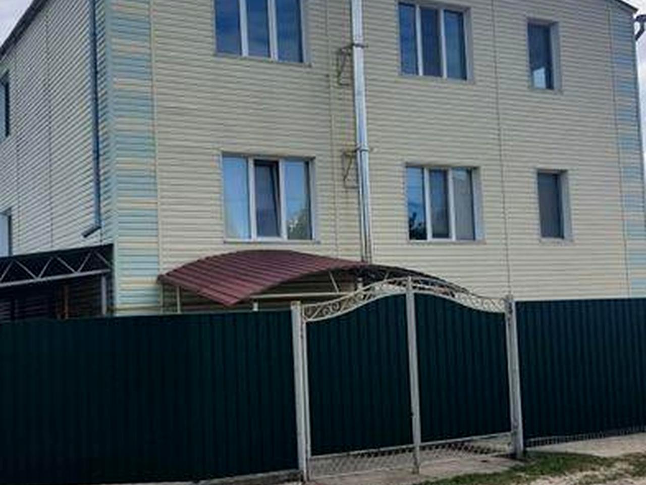 Продається дім 2поверхи,мОхтирка