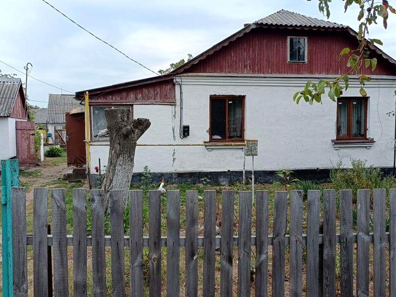 Продається великий дім