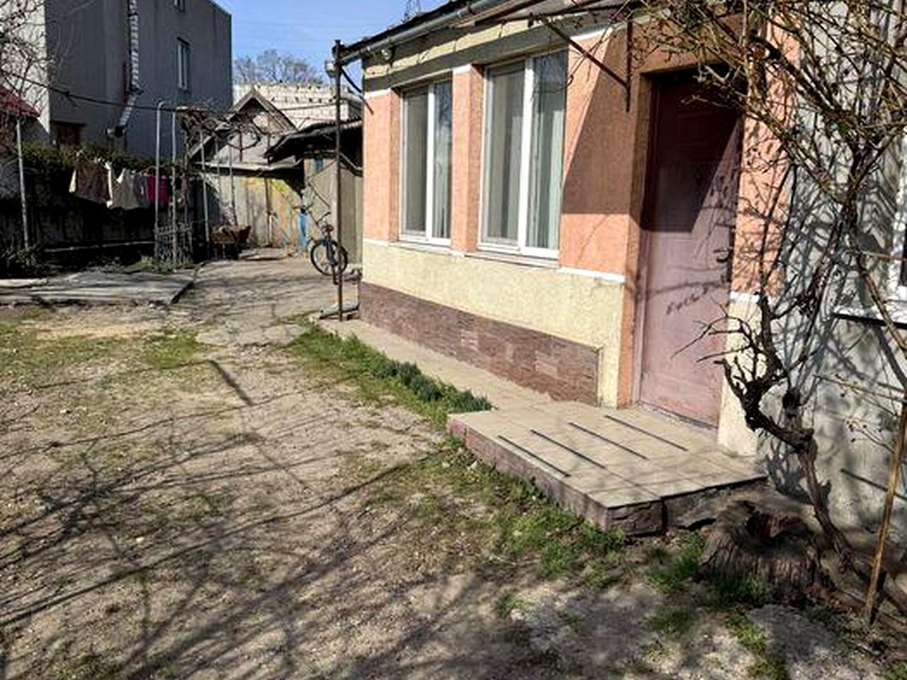 Сдам полдома по улице Приморская с мебелью