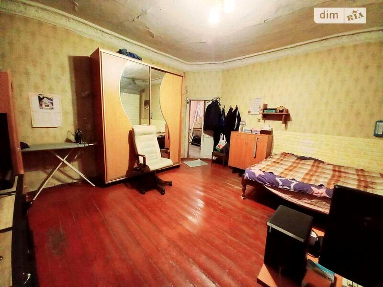 Продаж 3к Квартира Ніжинська вулиця