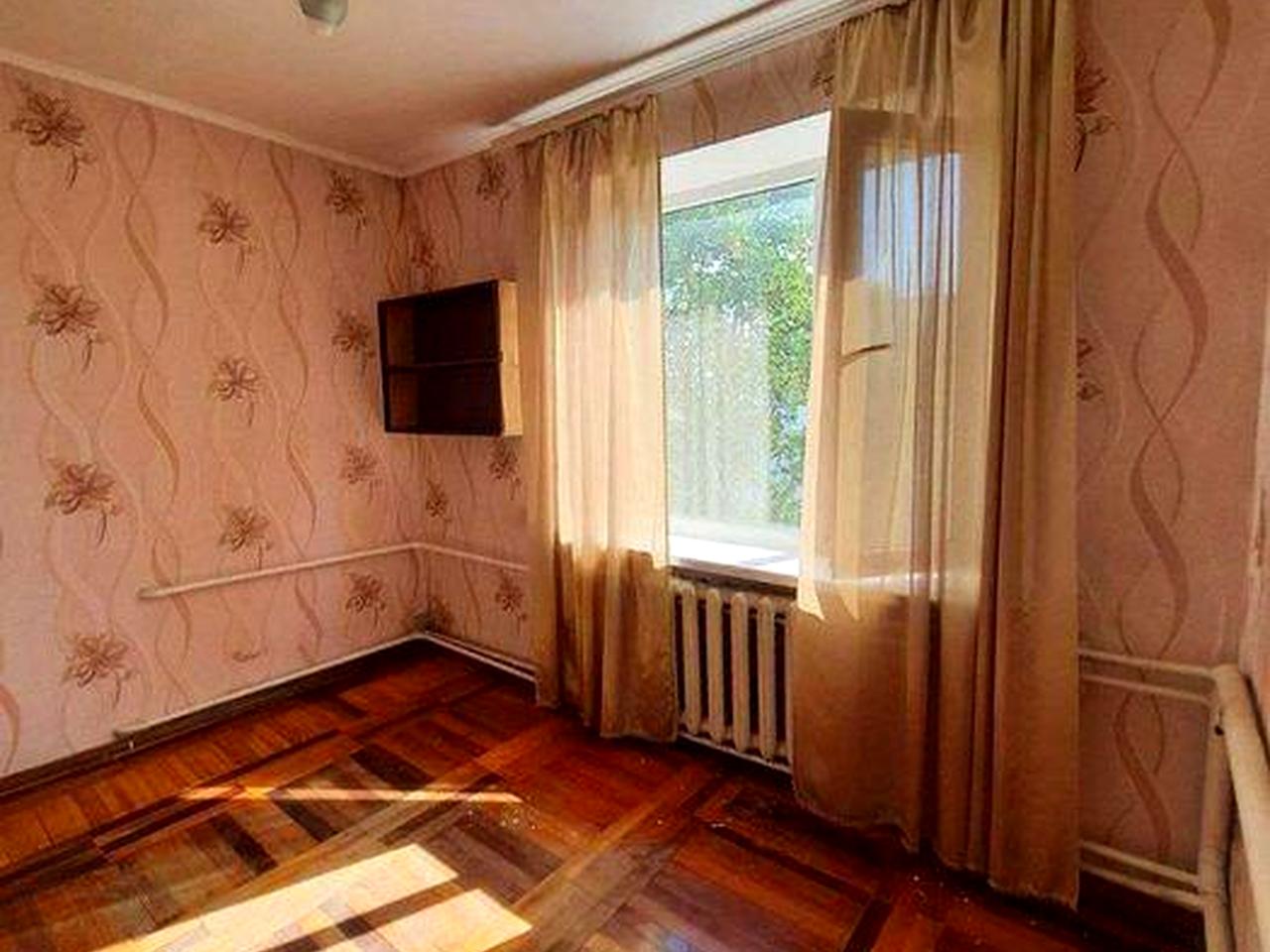 Продам 3-х кімнатну квартиру у Вільнянську