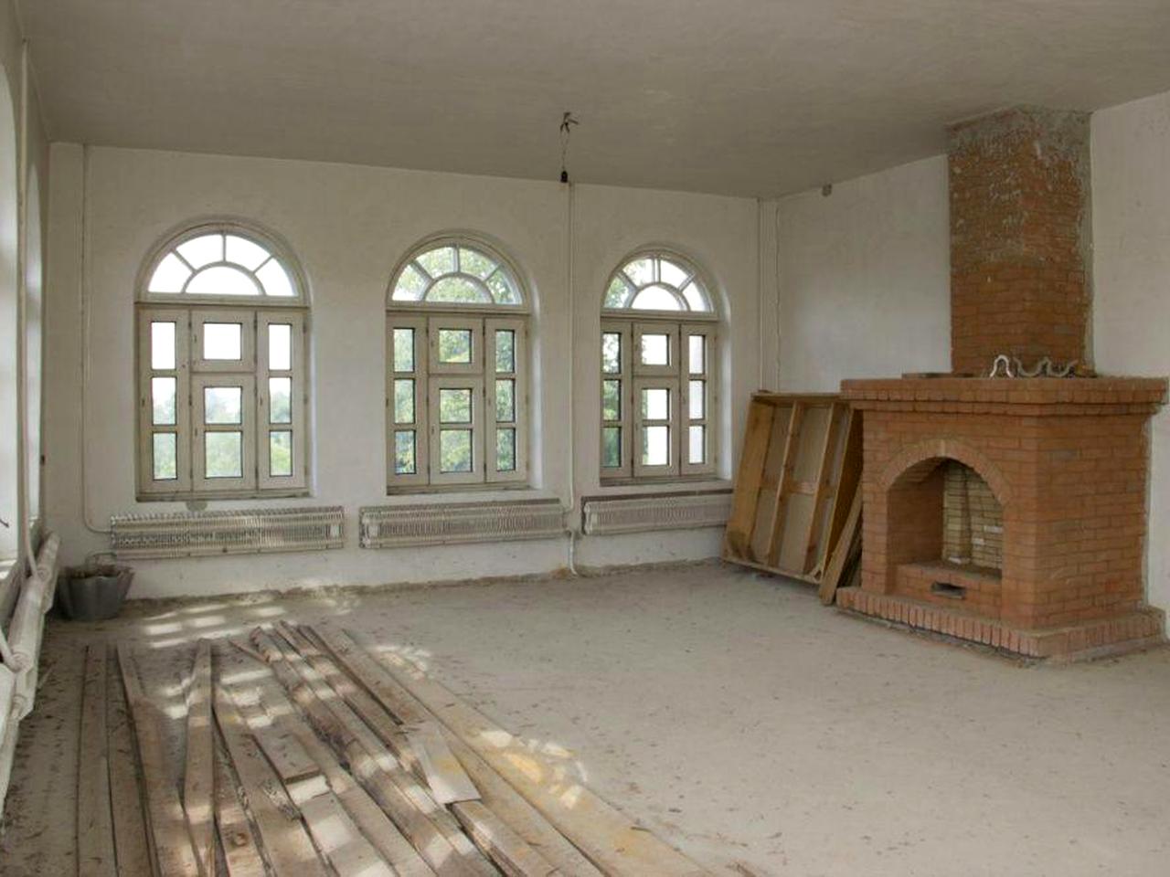 Продам дом 475м, 2этажа, кр.линия, 10 соток, гараж 28м, пгт Высокий