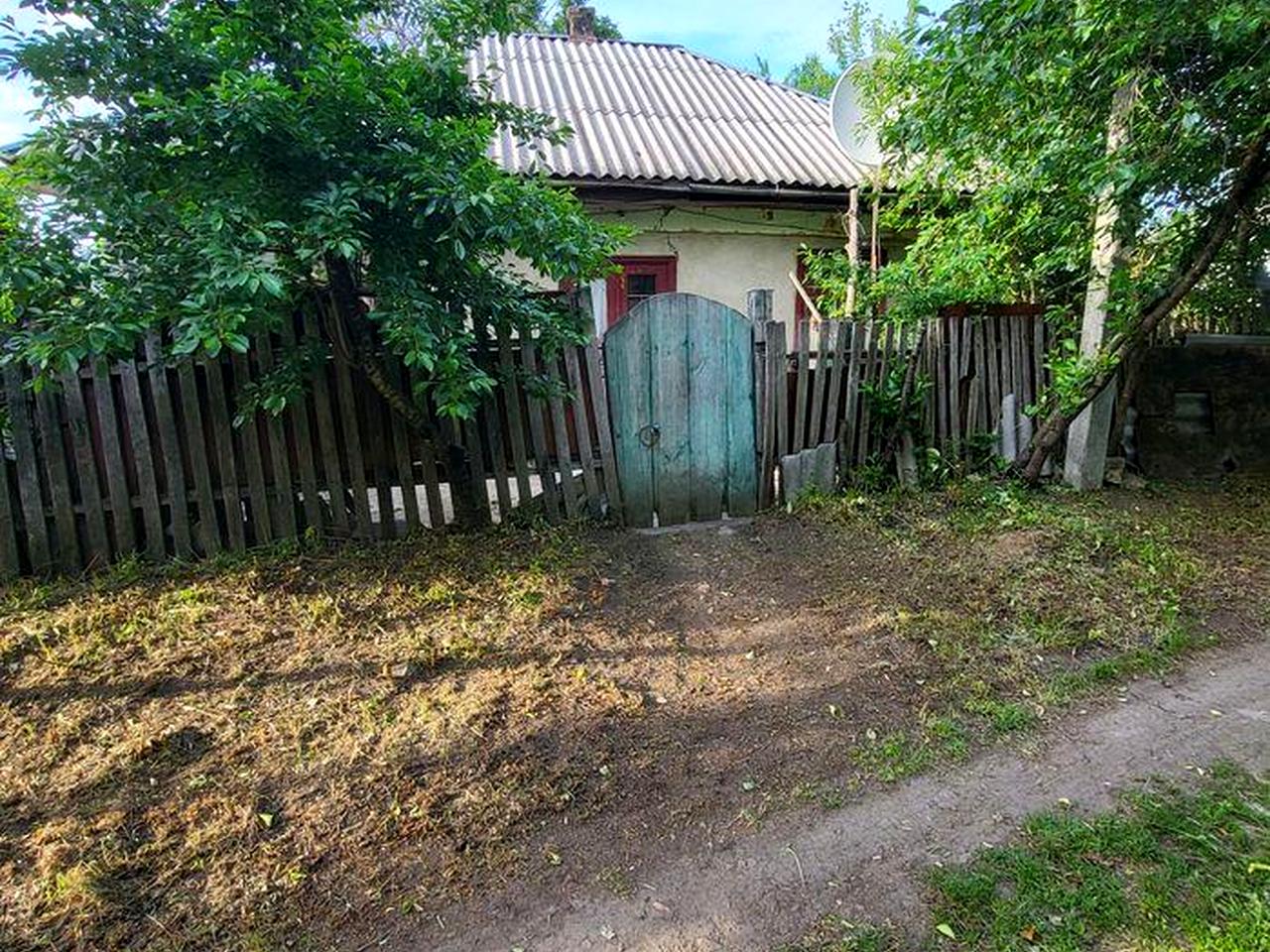 Продам домік врімянку в центрі міста.