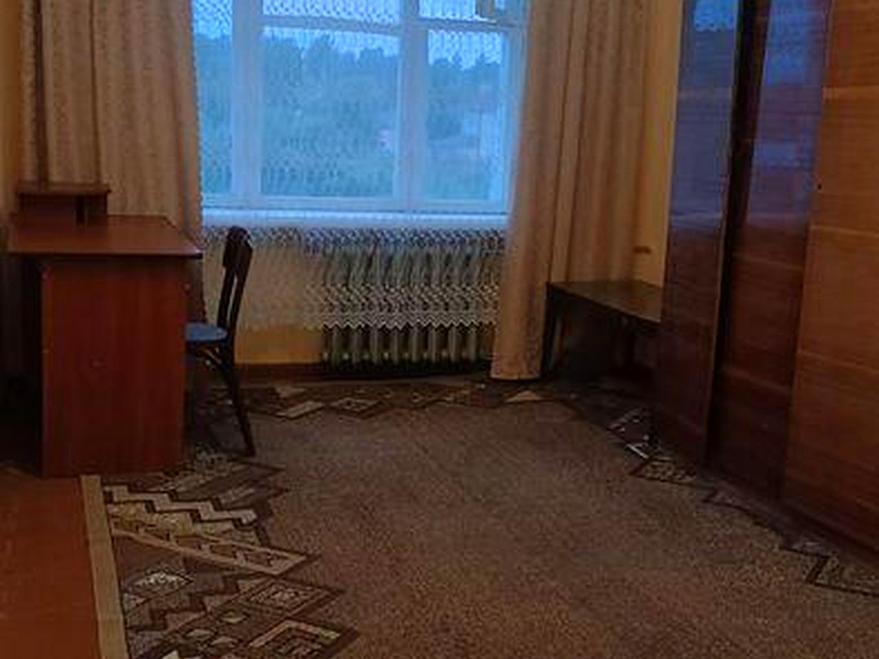 Продається трьохкімнатна квартира ЖК військове містечко