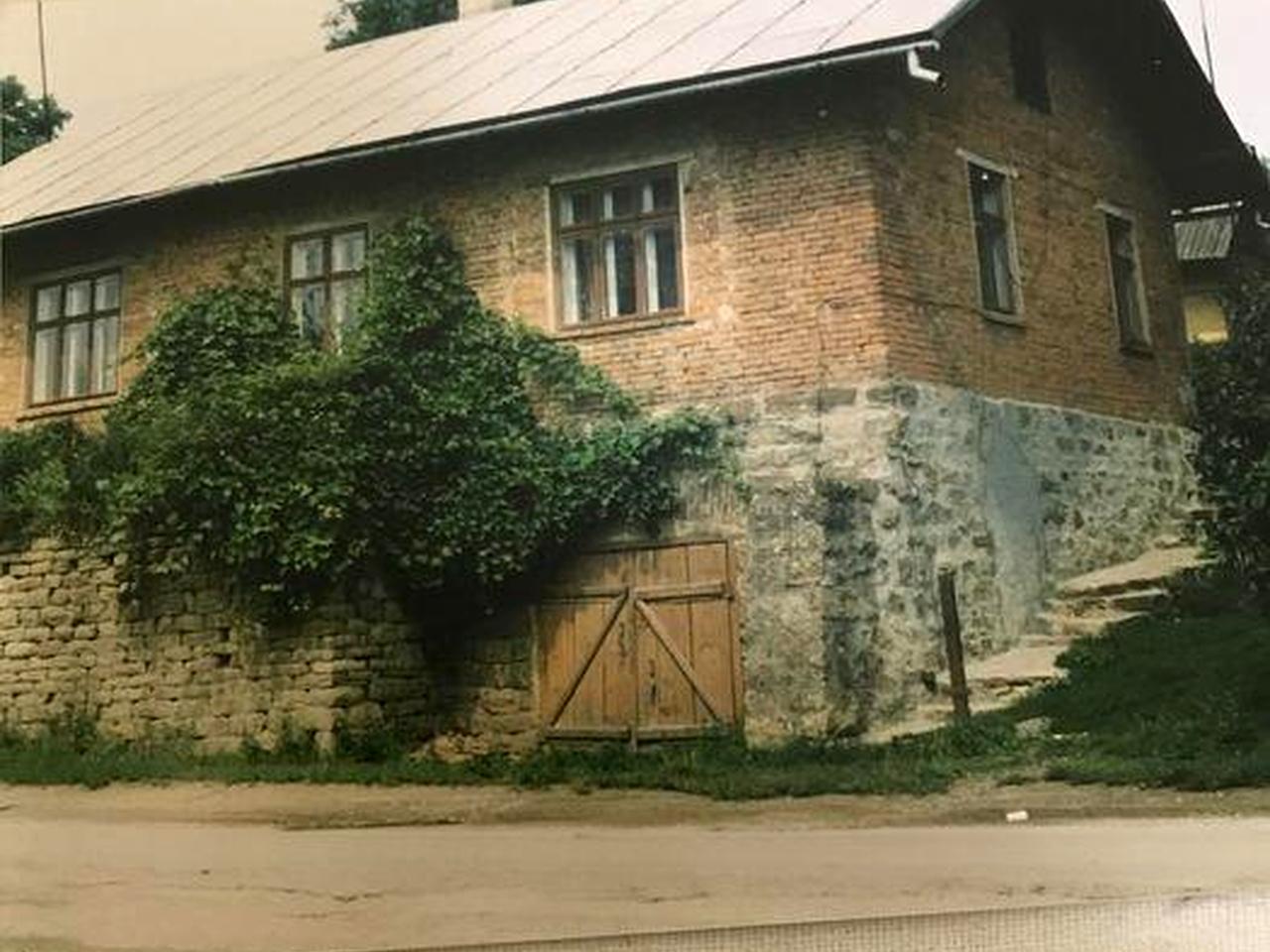 Власний будинок м. Бучач 35 соток 106 квадратів