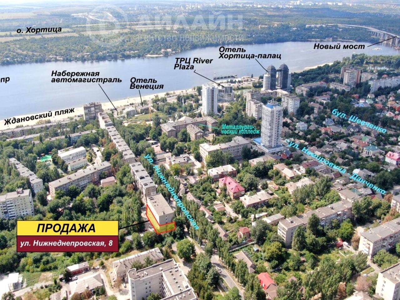 Нижньодніпровська вул., 8