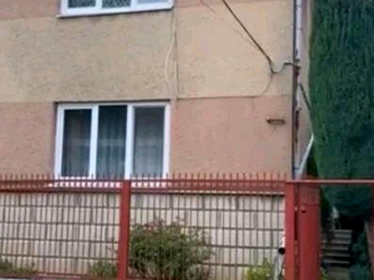 Продається будинок у центрі м. Берегове
