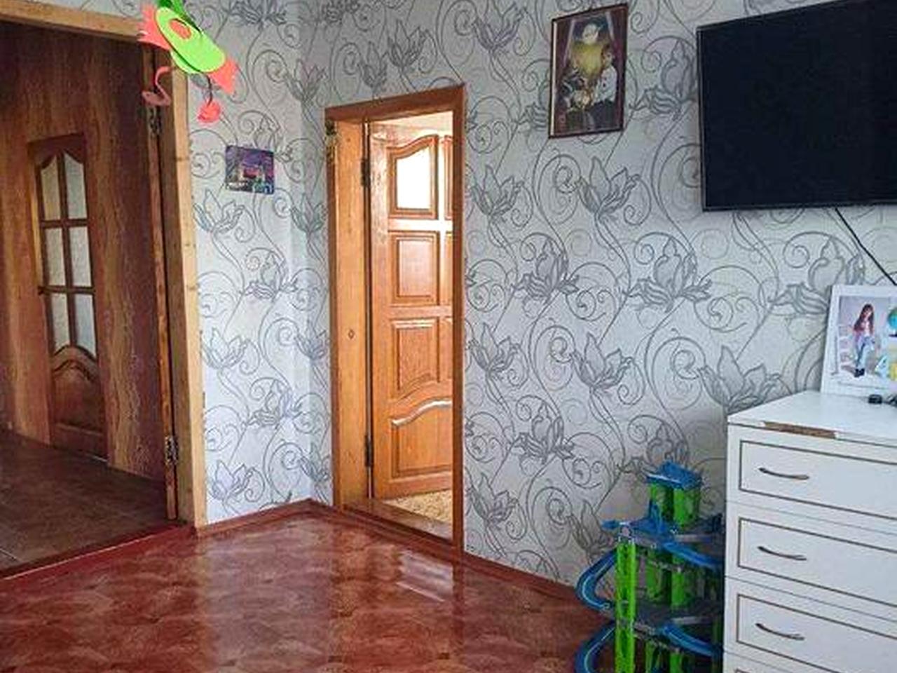 Продається затишний будинок з ремонтом в Богодухові