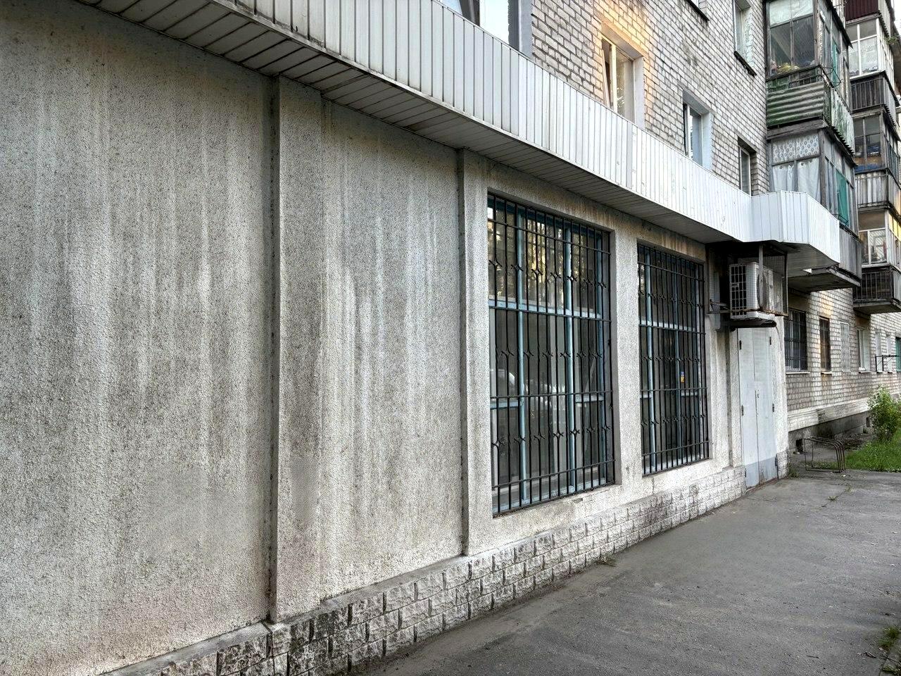 Гірників вул., 1