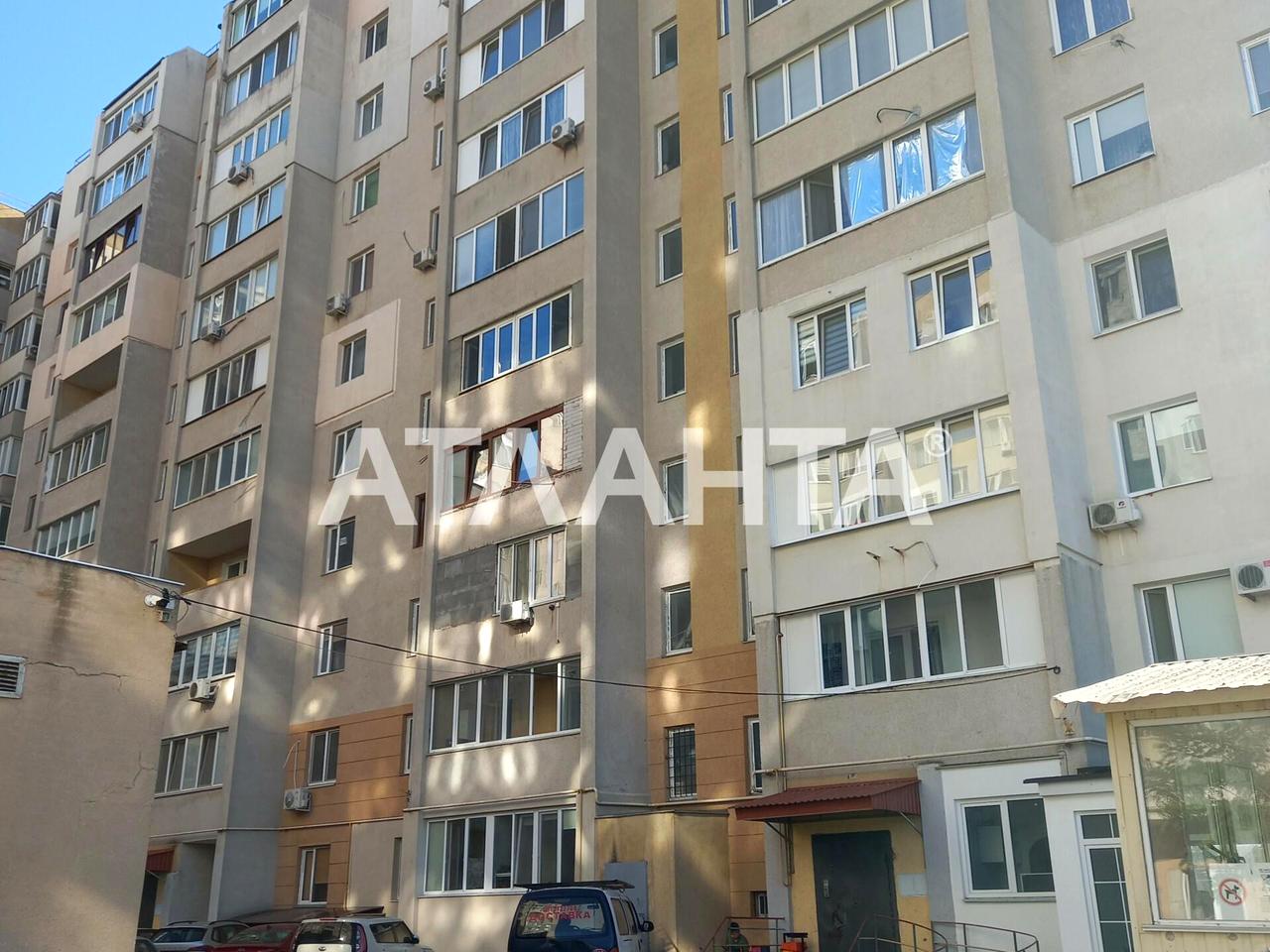 Центральна вул., 1
