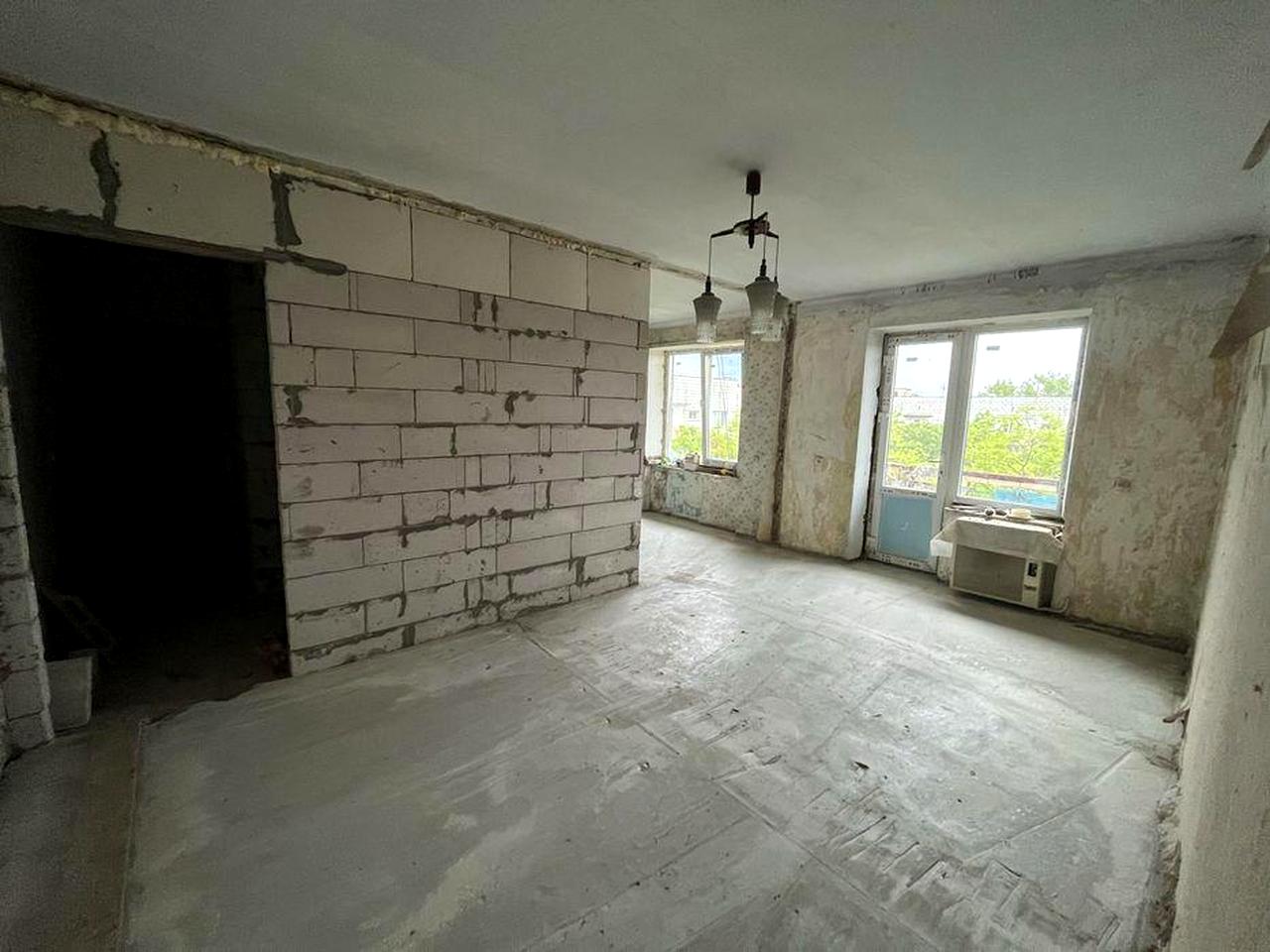 Продам 3 кімнатну квартиру в Рені