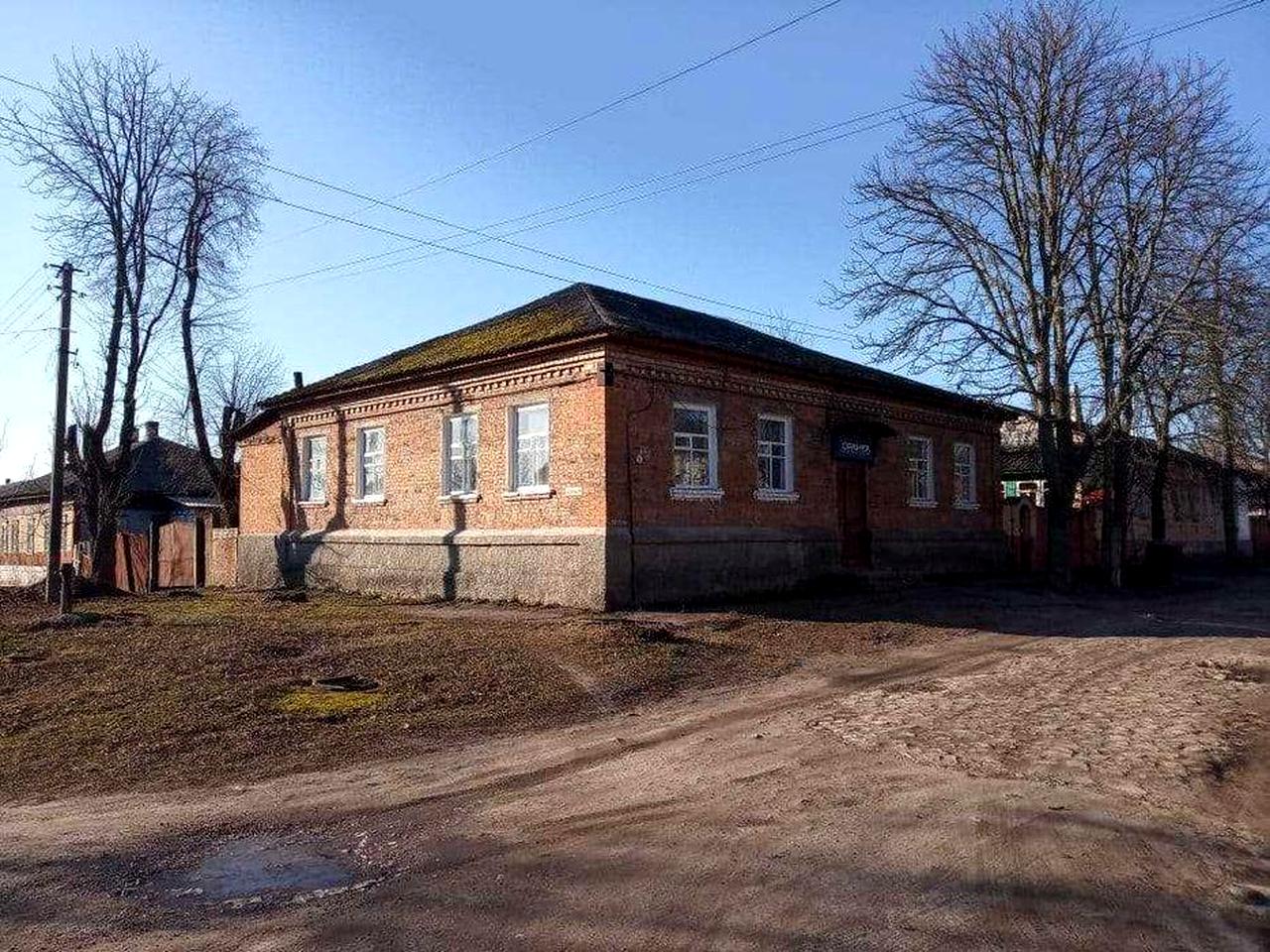 Жилой дом 160кв. с гаражом и своим двором в центре. Обмен на авто.