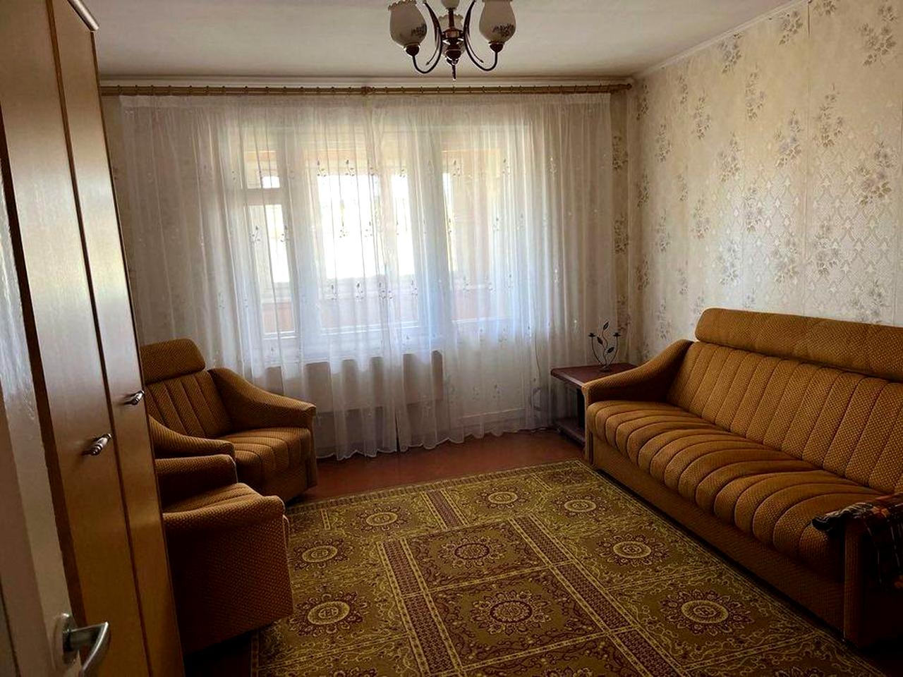 Продам 2-кімнатну квартиру (м. Володимир, вул. Академіка Глушкова)