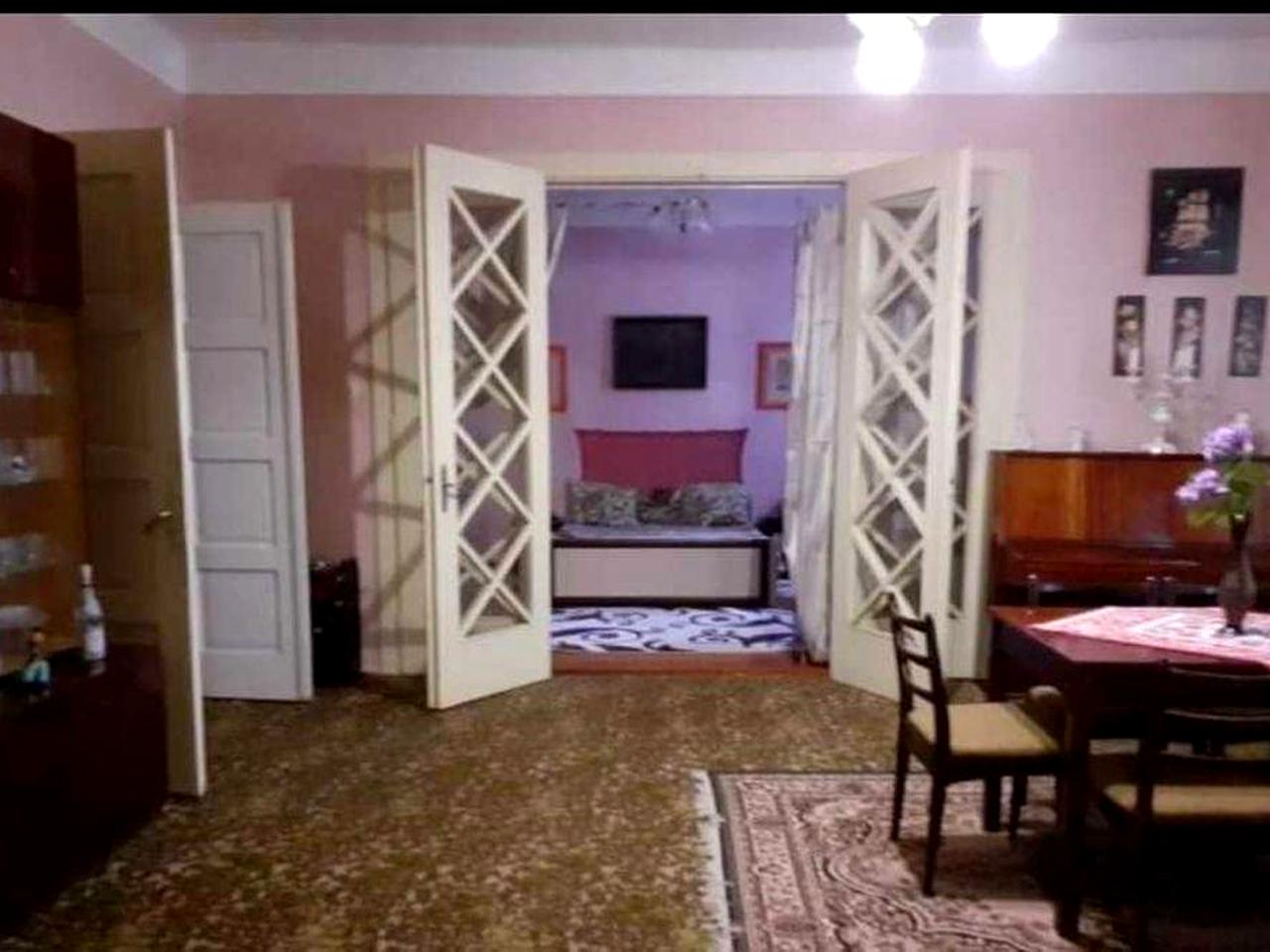 Знатний будинок в передмісті міста Берегове Закарпатська область