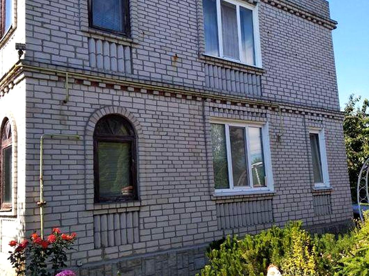 Продам будинок в м.Яготин.