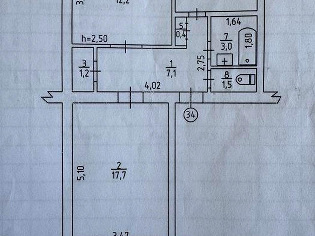 Продам квартиру під ремонт