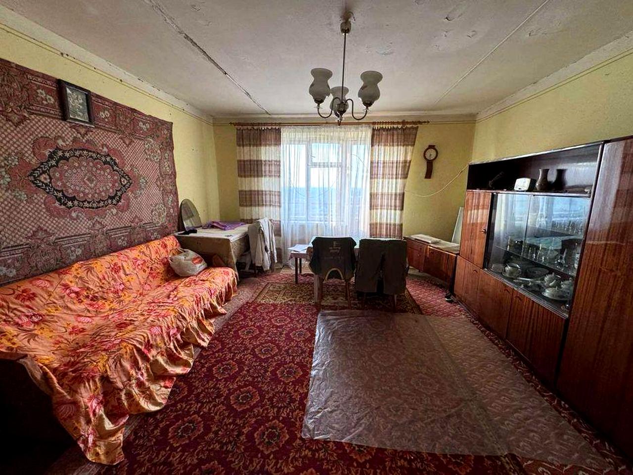 Продаж 4-х кімнатної квартири, під ремонт, вул. Коваліва, м. Борислав!
