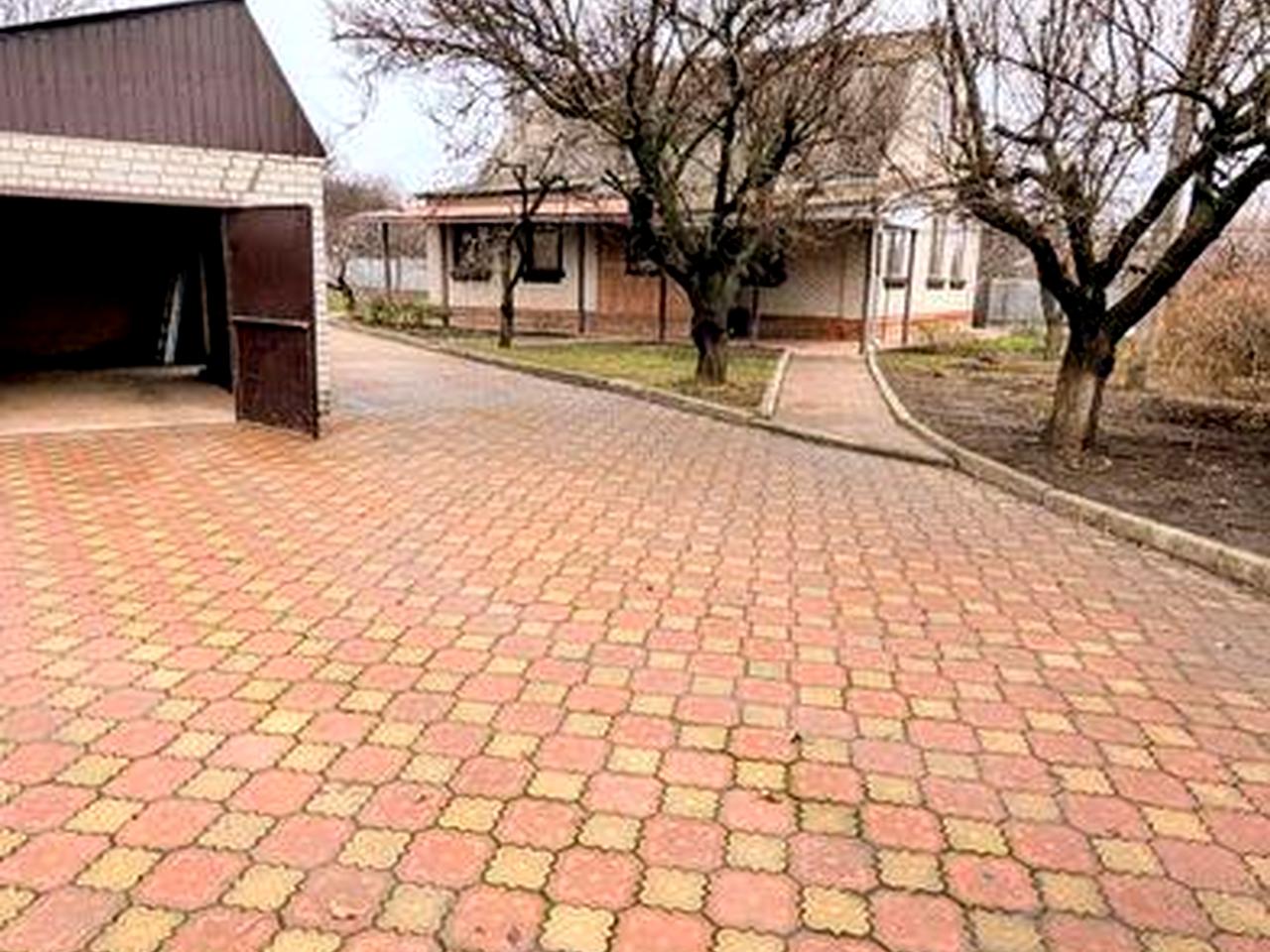 Продам дом Валки