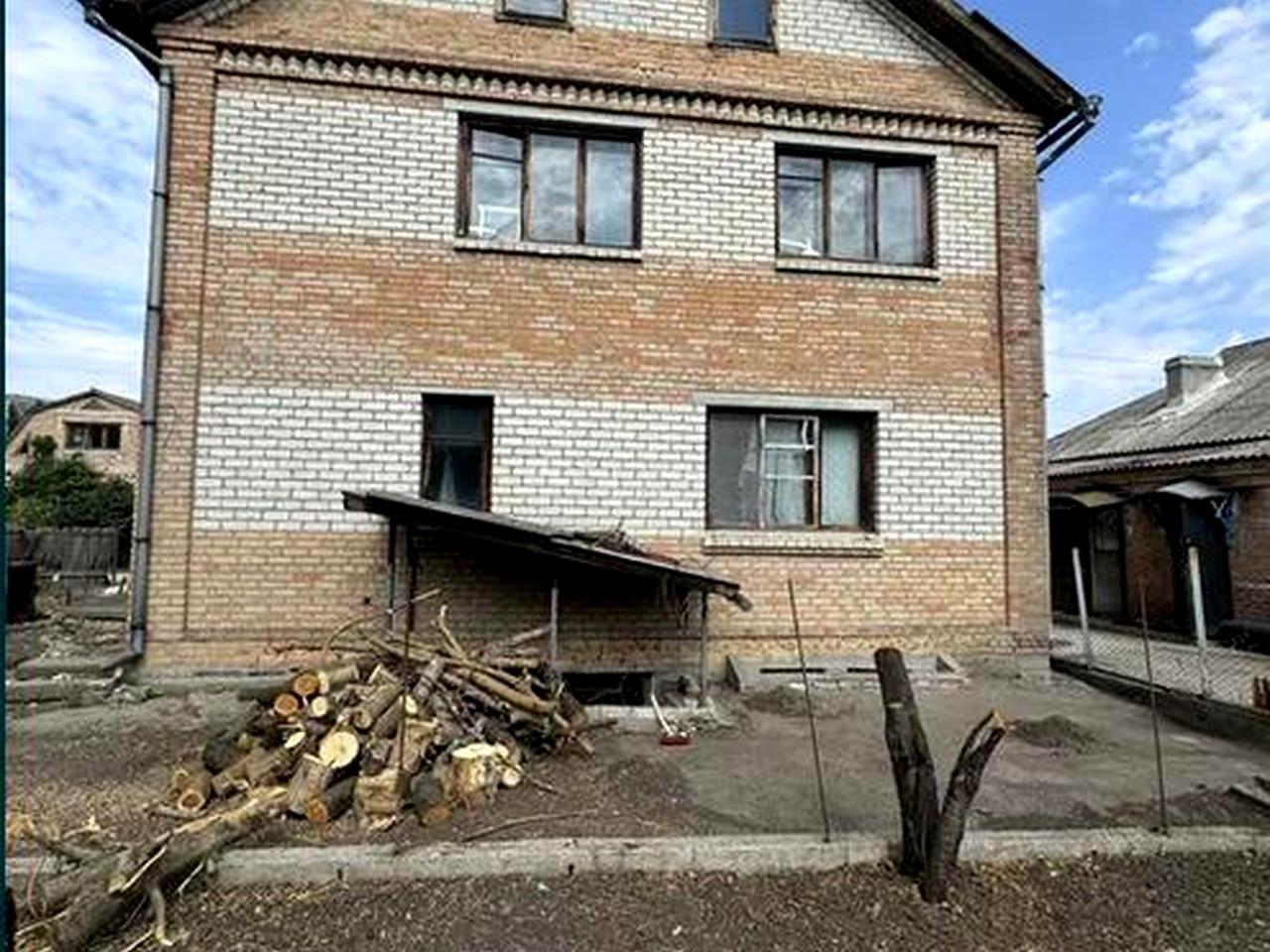Полтавська вул., 88