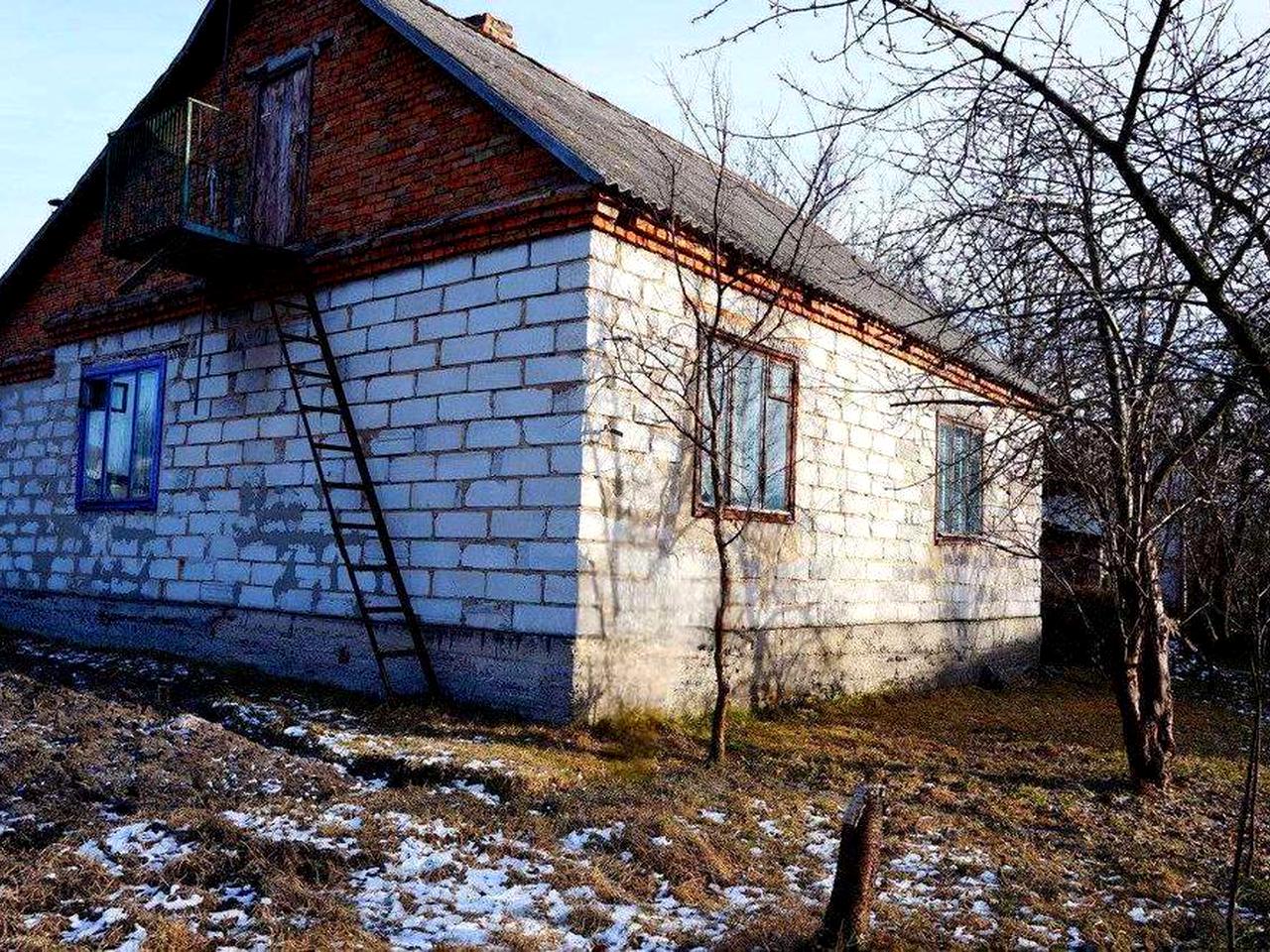 Будинок з с1л1катного блоку, 120 кв.м, гараж сарай с блоку 32 кв.м