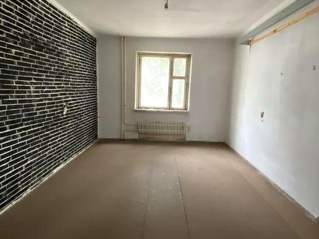 Продам 4 х кв Хортицкое шоссе дом 44а