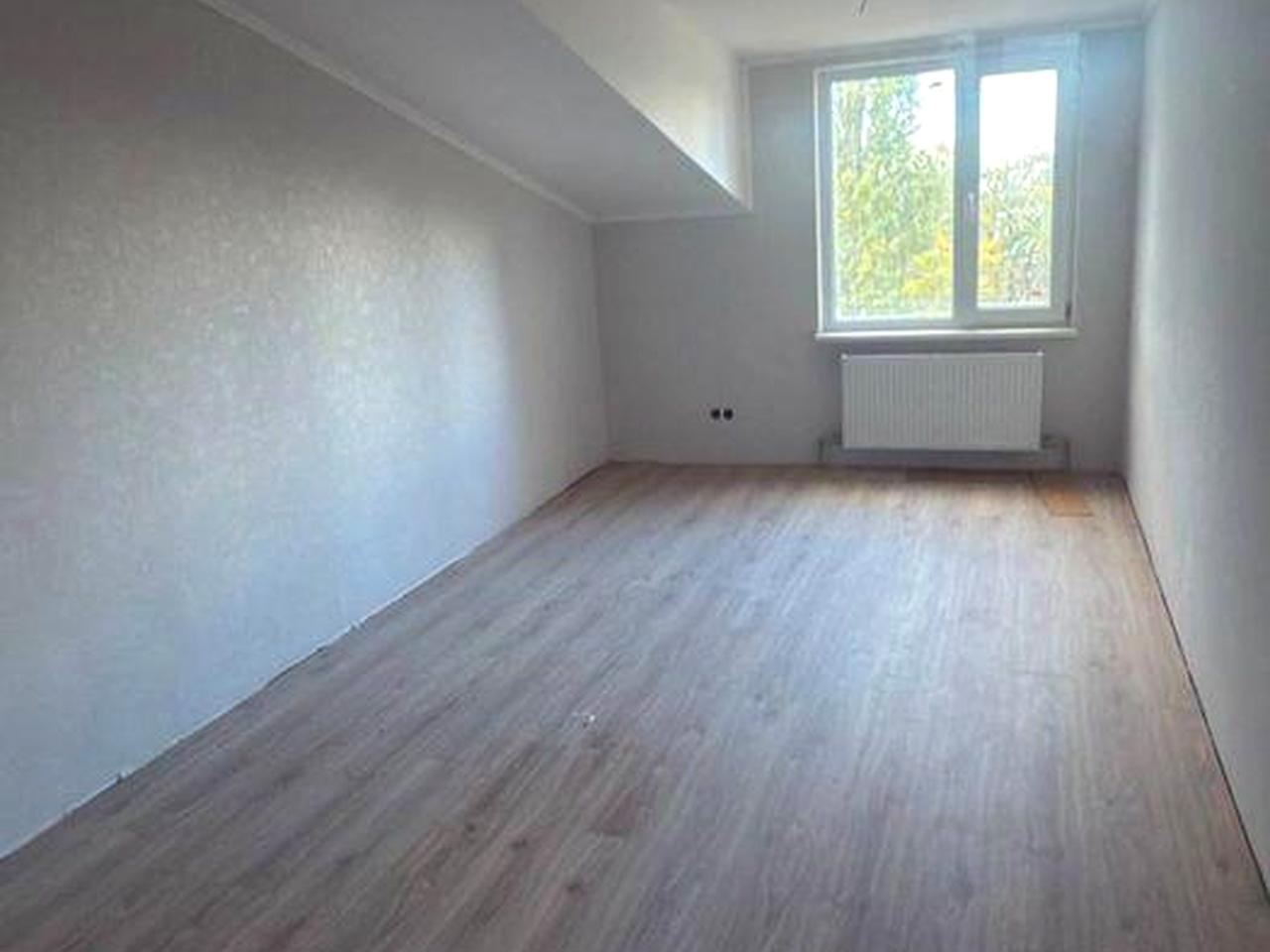 Продам эксклюзивную 4-комн. квартиру на Победе