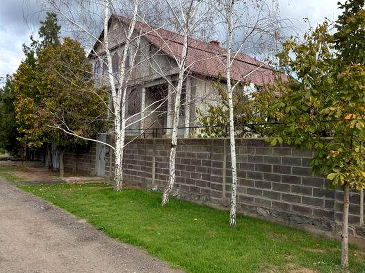Продам отличный Дом,  перегон Царское село 315м2.