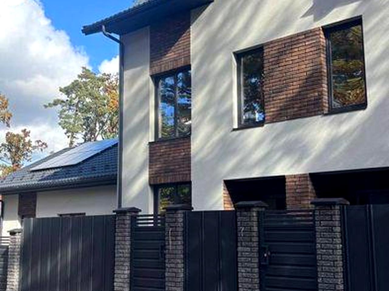 Таунхаус цегляний Центральний парк Крита парковка Газ
