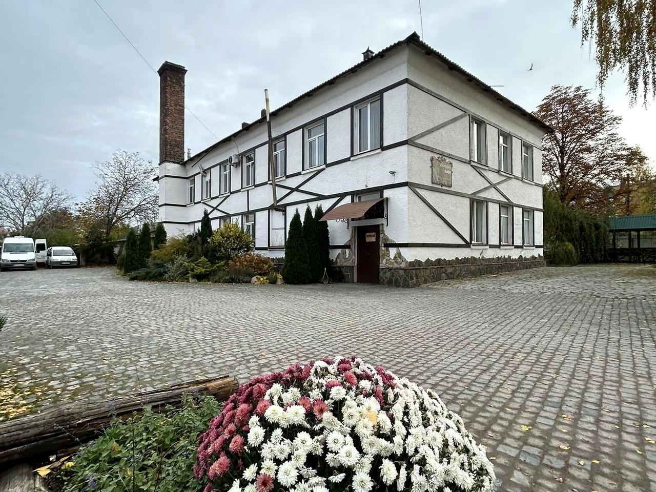 Київська вул. (107-ї Кременецької Дивізії), 39
