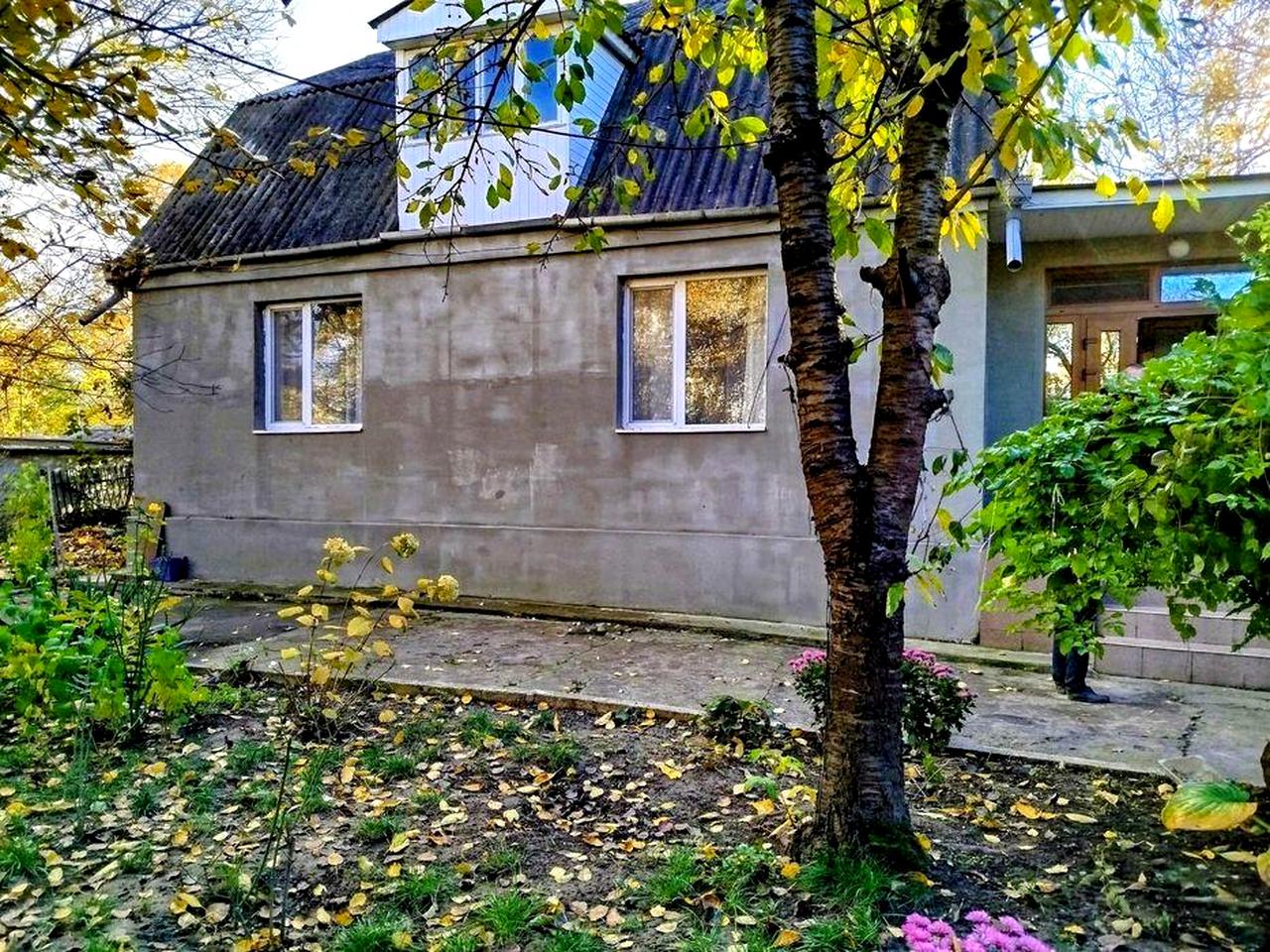Продається будинок у центральній частині міста